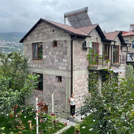 Guest House Anahit Idzjevan Buitenkant foto