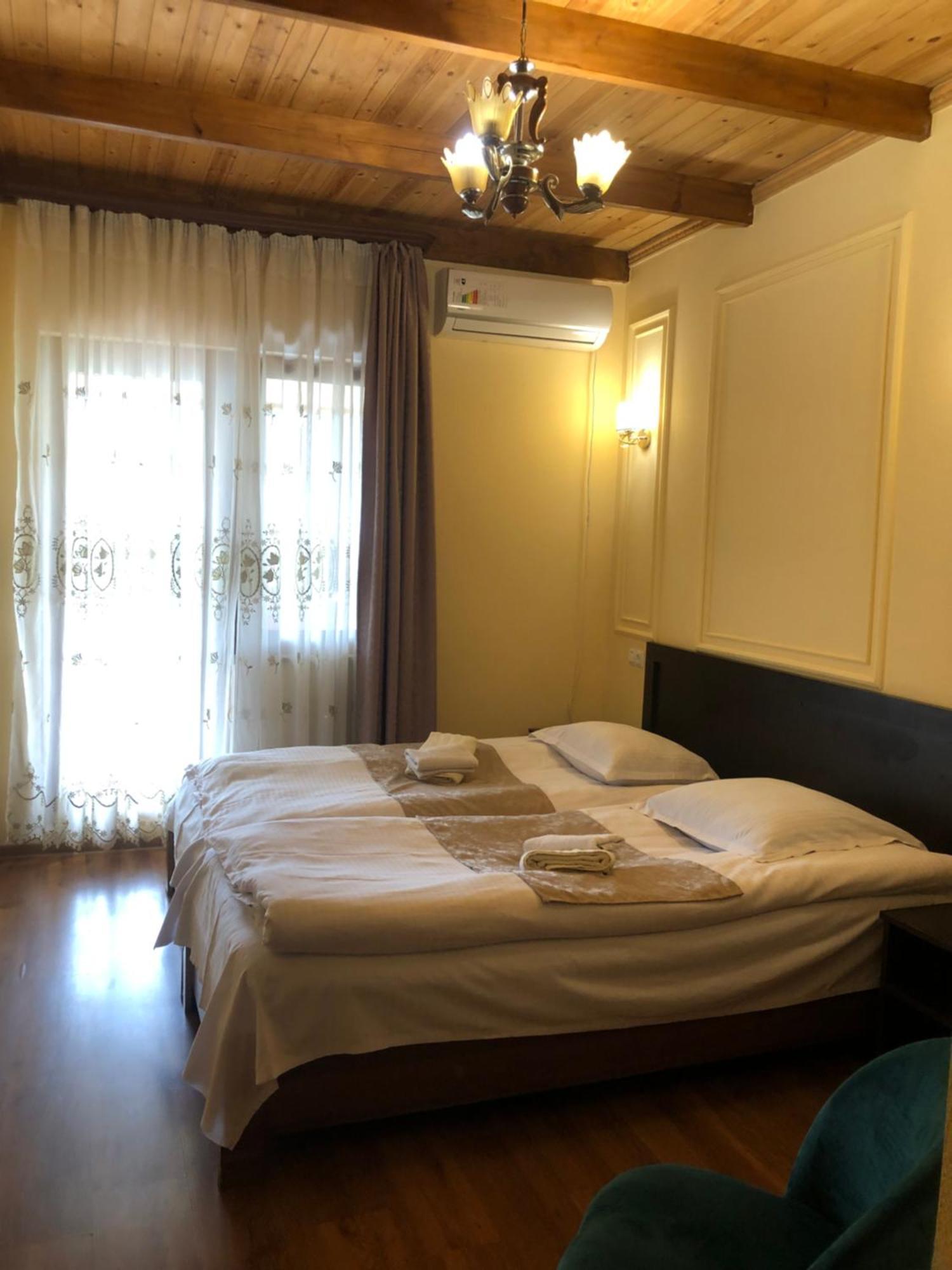 Guest House Anahit Idzjevan Buitenkant foto