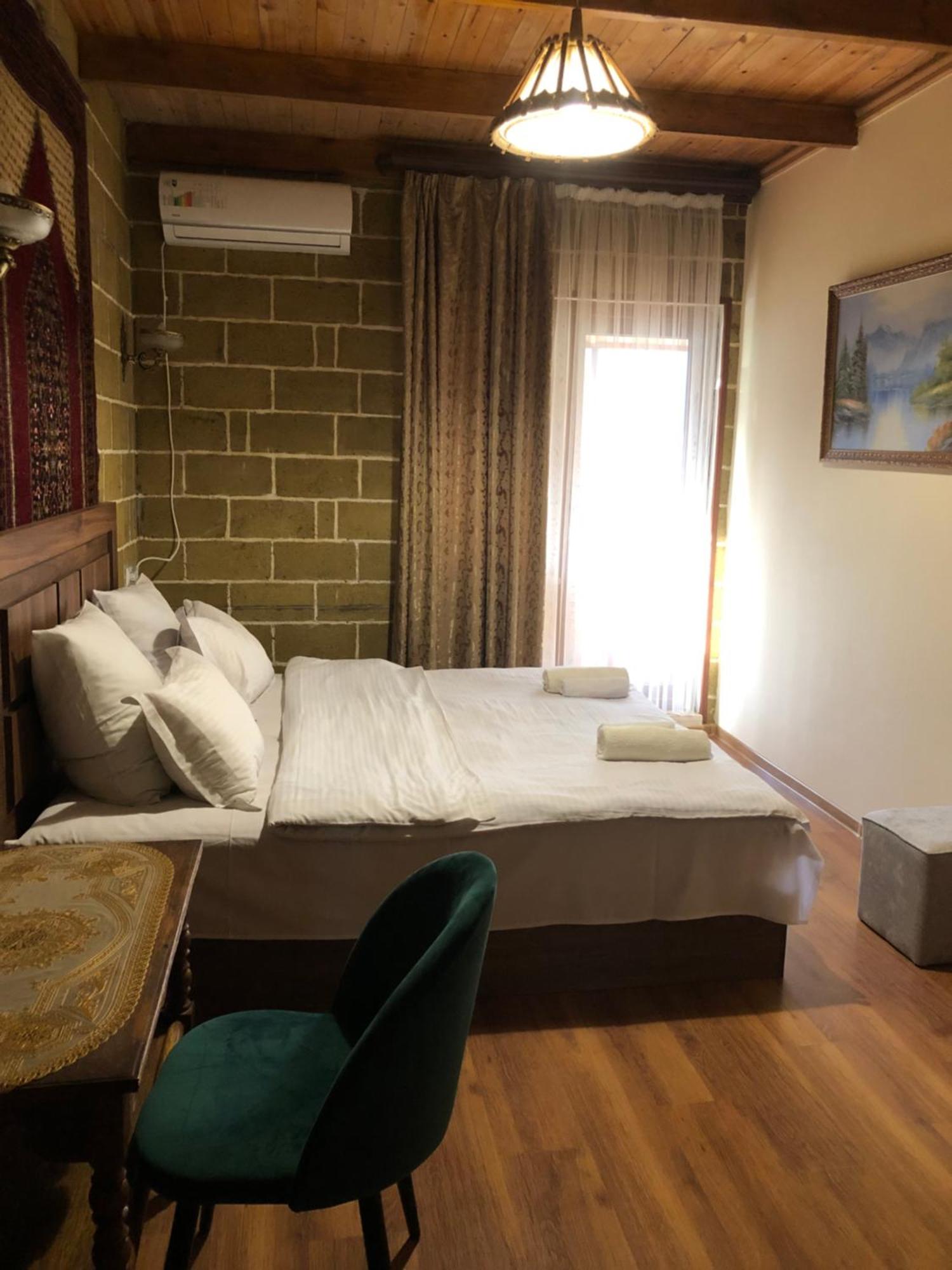 Guest House Anahit Idzjevan Buitenkant foto