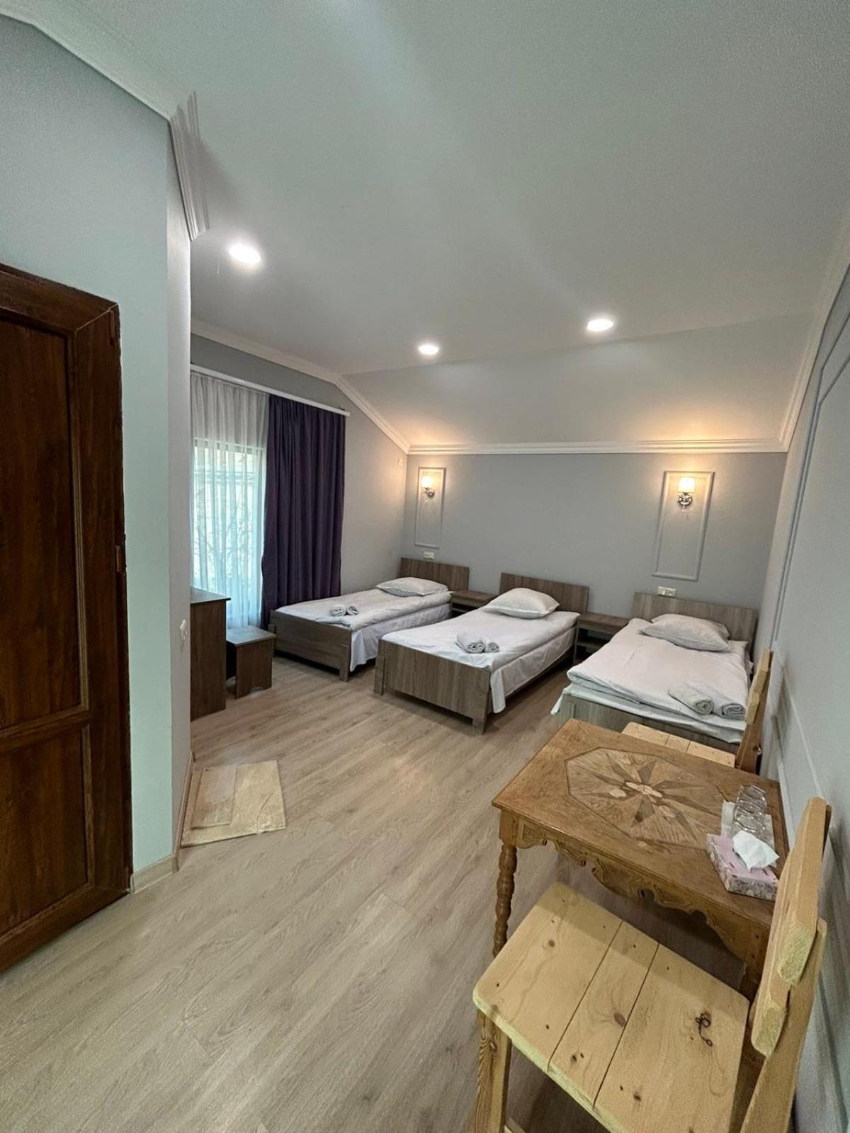 Guest House Anahit Idzjevan Buitenkant foto