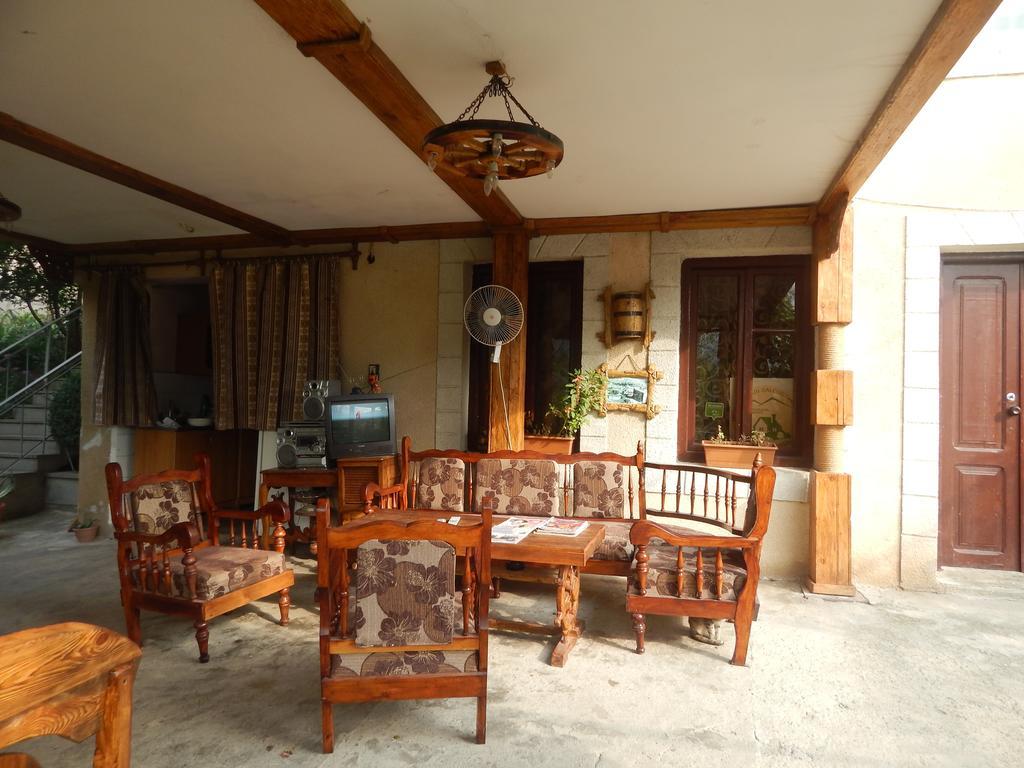 Guest House Anahit Idzjevan Buitenkant foto